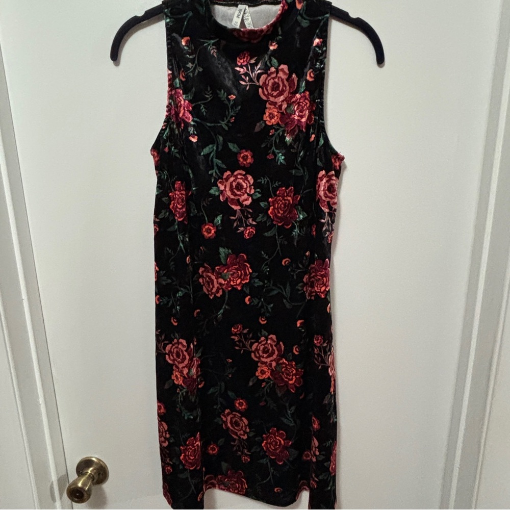 MUDD Womens size M Black Floral Dress Casual Mock Turtle Neck Stretch Velvet